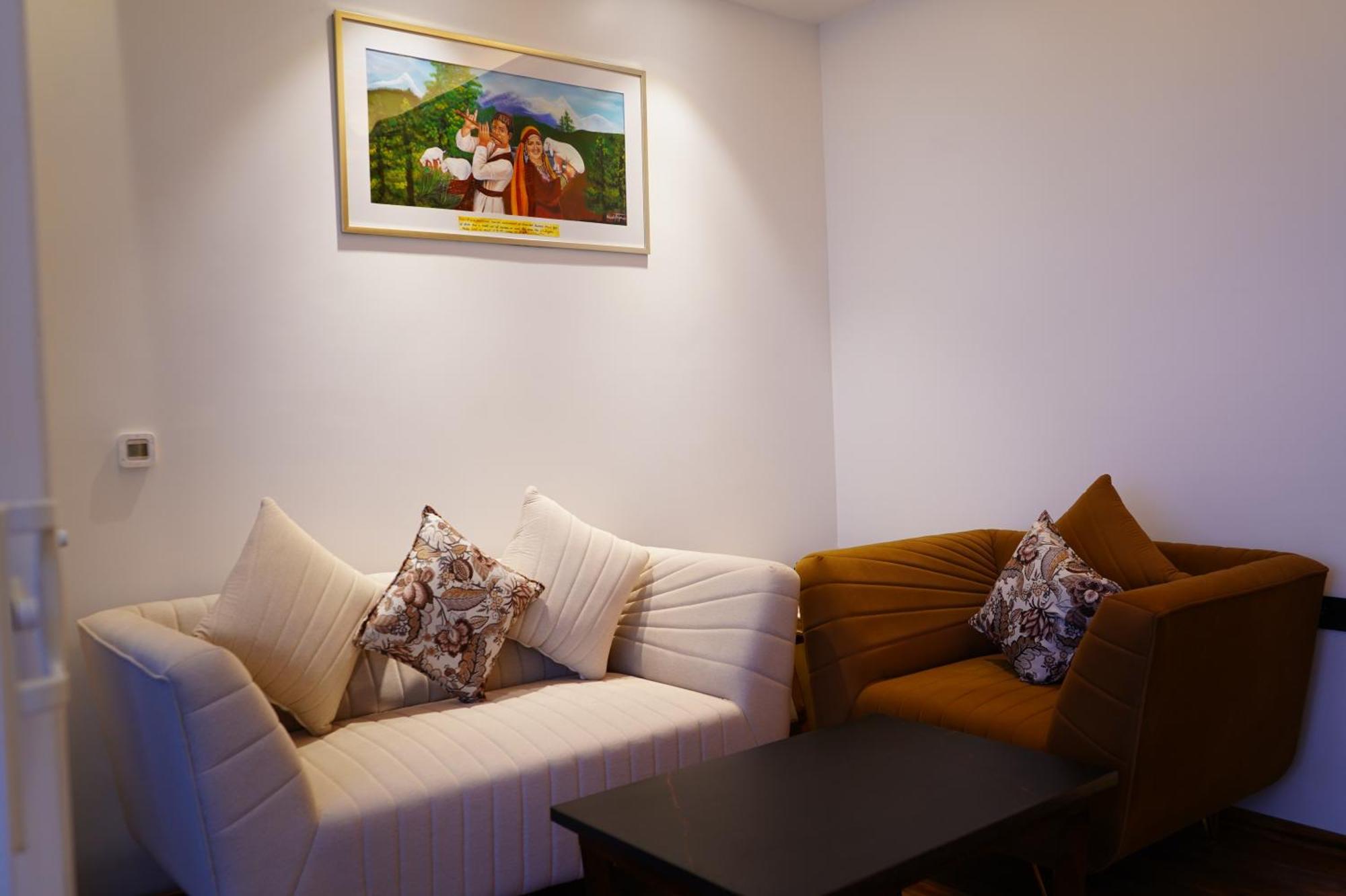 Welcomheritage Natraj, Mcleod Ganj Extérieur photo